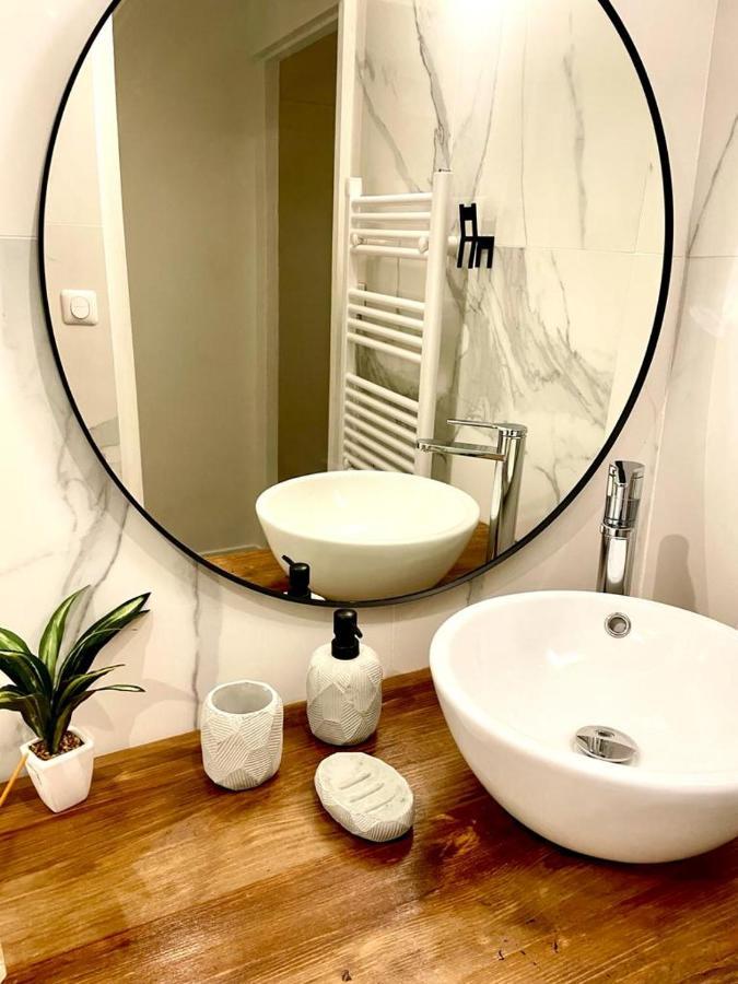 Joli T4 Renove Climatise Entre St Charles/Le Vieux-Port Apartamento Marselha Exterior foto